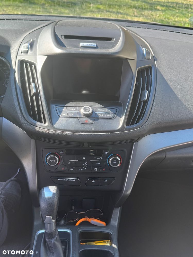 Ford Escape - 16