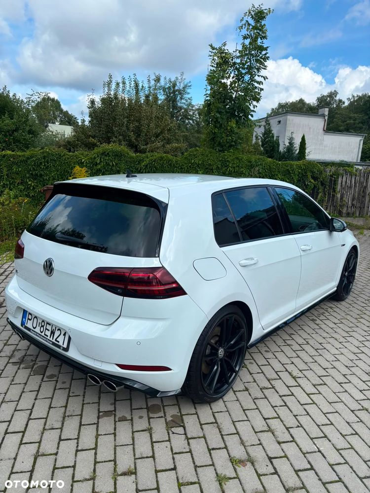 Volkswagen Golf - 19