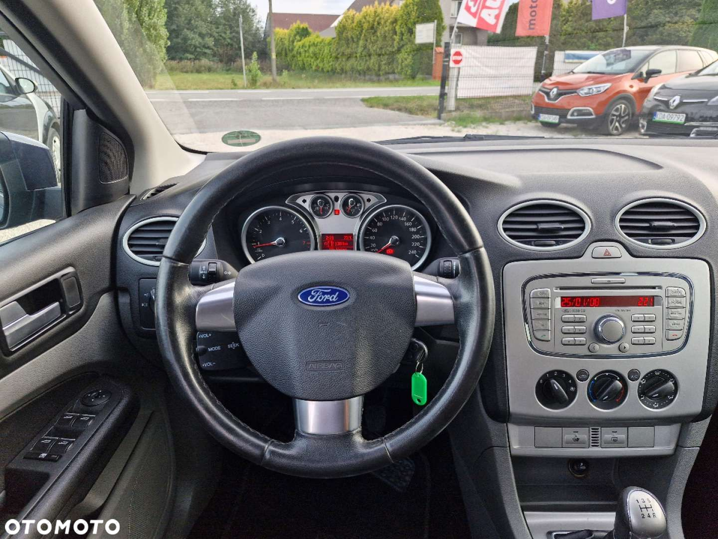 Ford Focus - 24