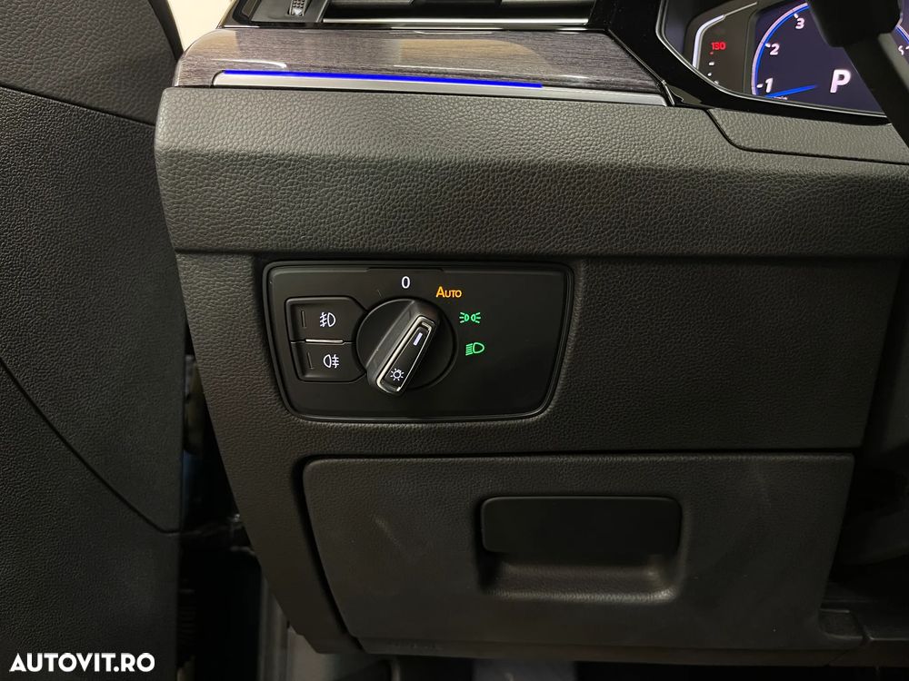 Volkswagen Passat 1.5 TSI ACT DSG Highline - 29