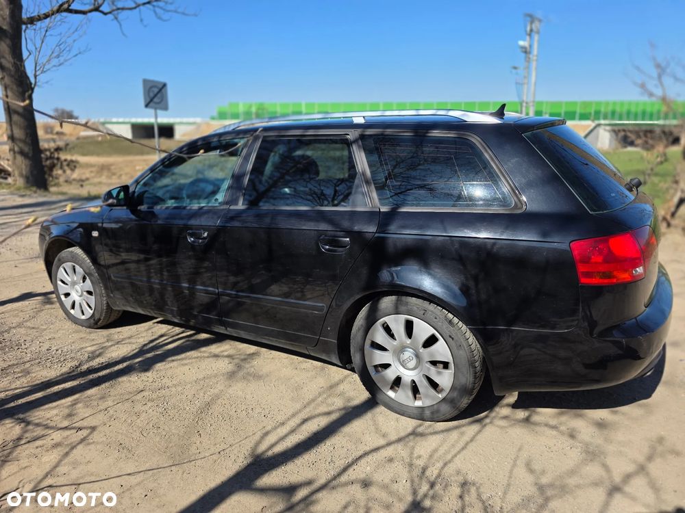 Audi A4 Avant - 8
