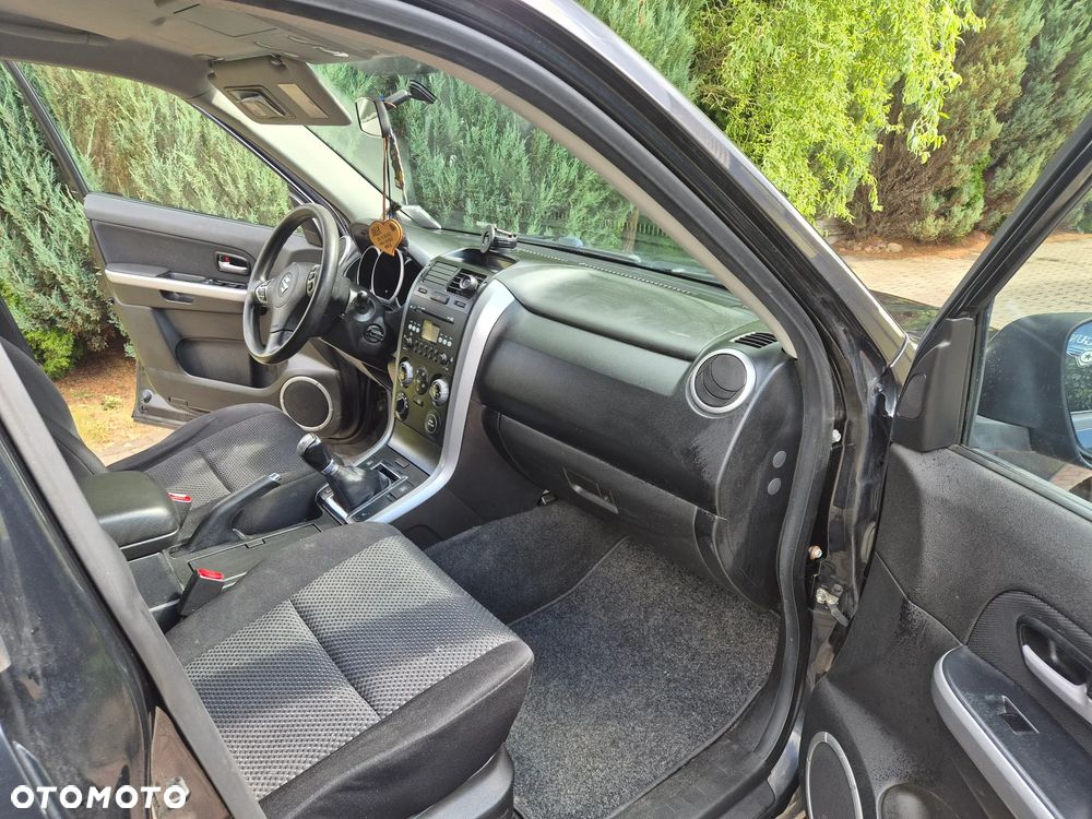 Suzuki Grand Vitara 1.9 DDiS - 7