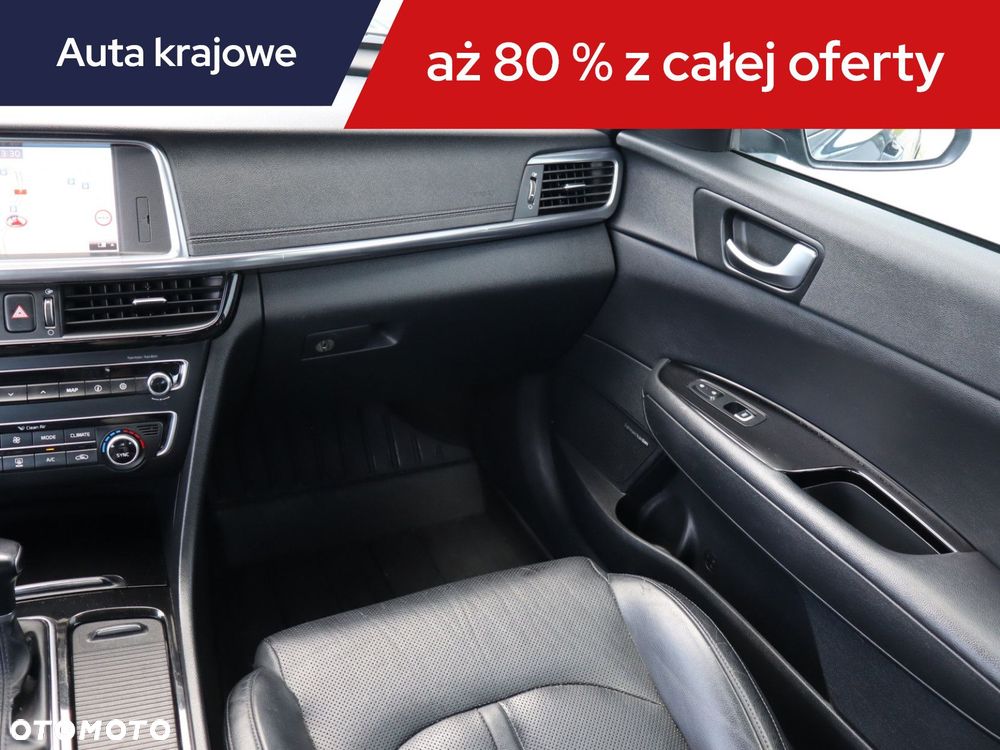 Kia Optima - 10