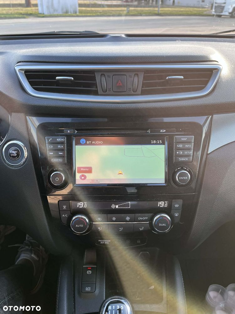 Nissan Qashqai 1.2 DIG-T N-Connecta - 11