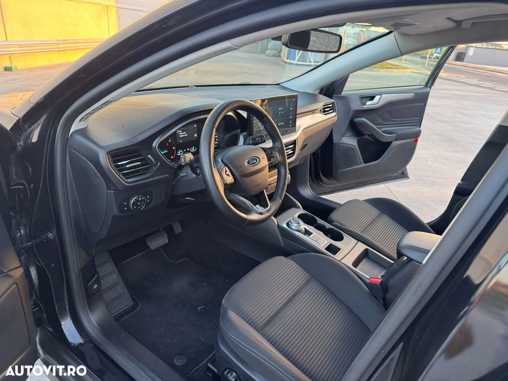 Ford Focus 1.5 EcoBlue Start-Stopp-System Aut. TITANIUM - 9