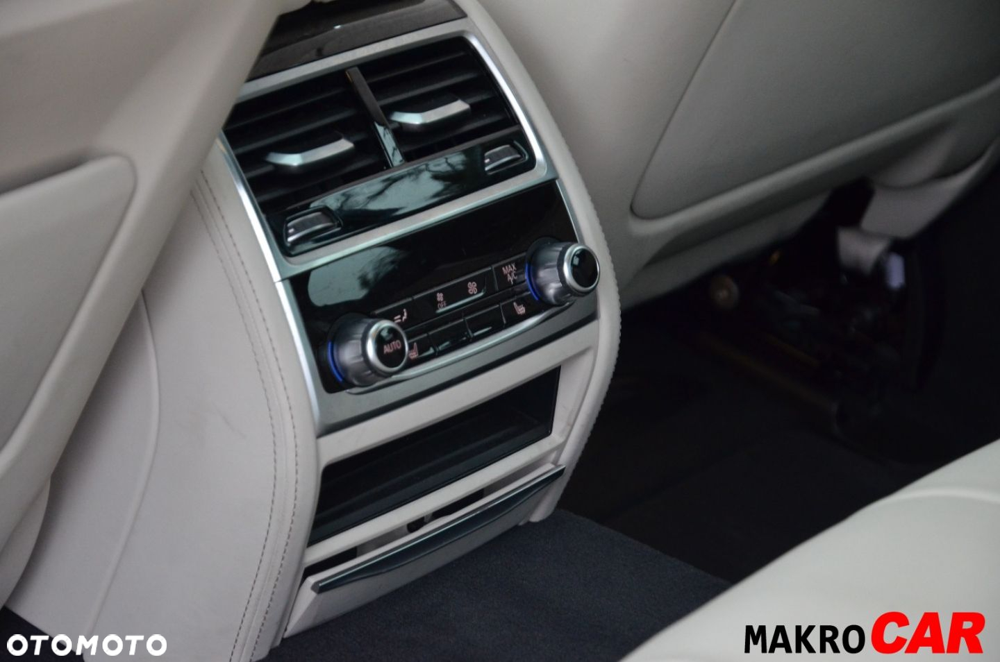 BMW Seria 7 - 11