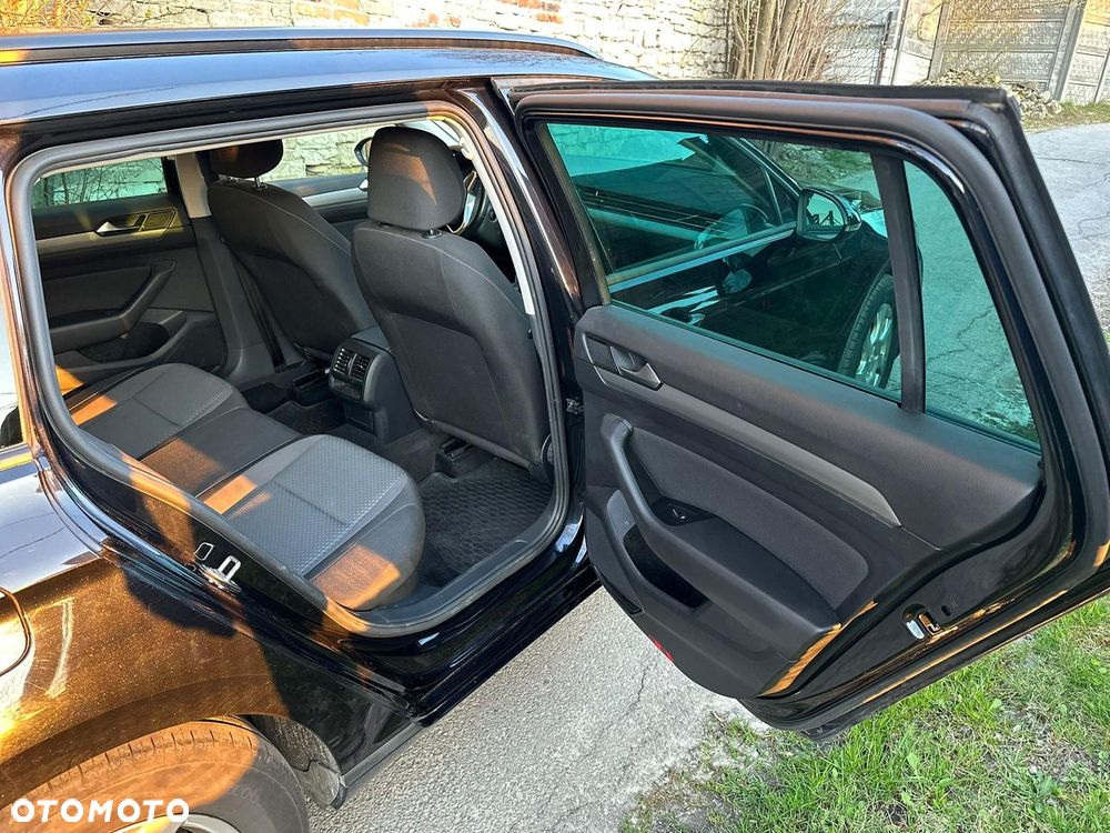 Volkswagen Passat 2.0 TDI EVO Elegance DSG - 11