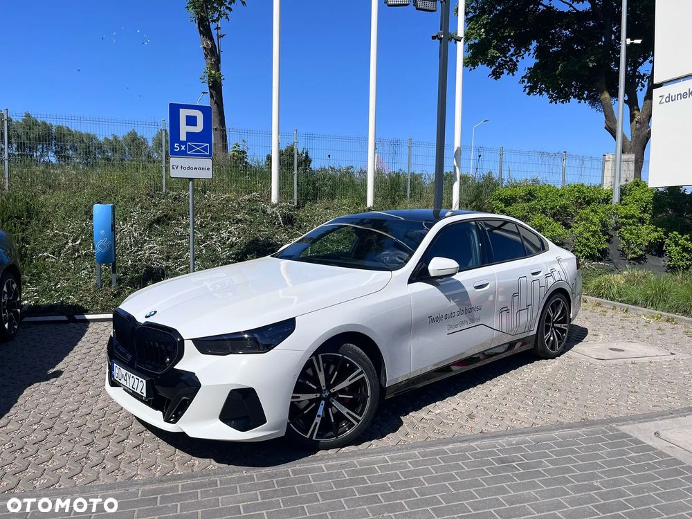 BMW Seria 5 520d xDrive mHEV - 2