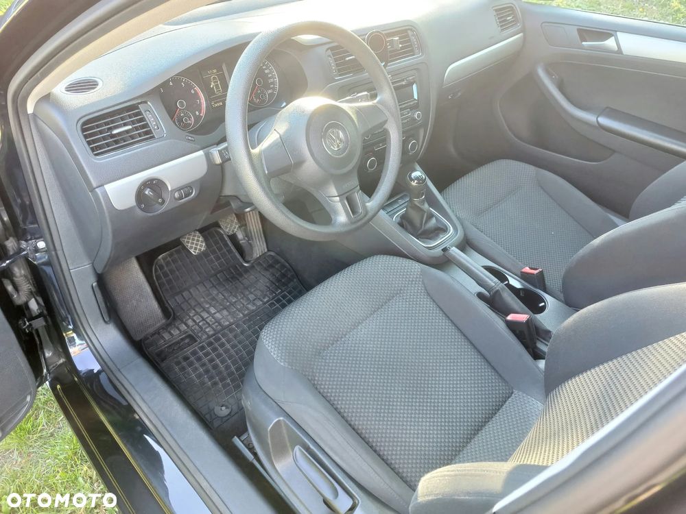Volkswagen Jetta 1.4 TSI Comfortline - 11