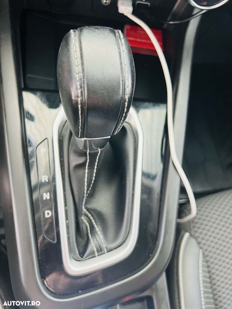 Renault Arkana MHEV 160 EDC Techno - 17