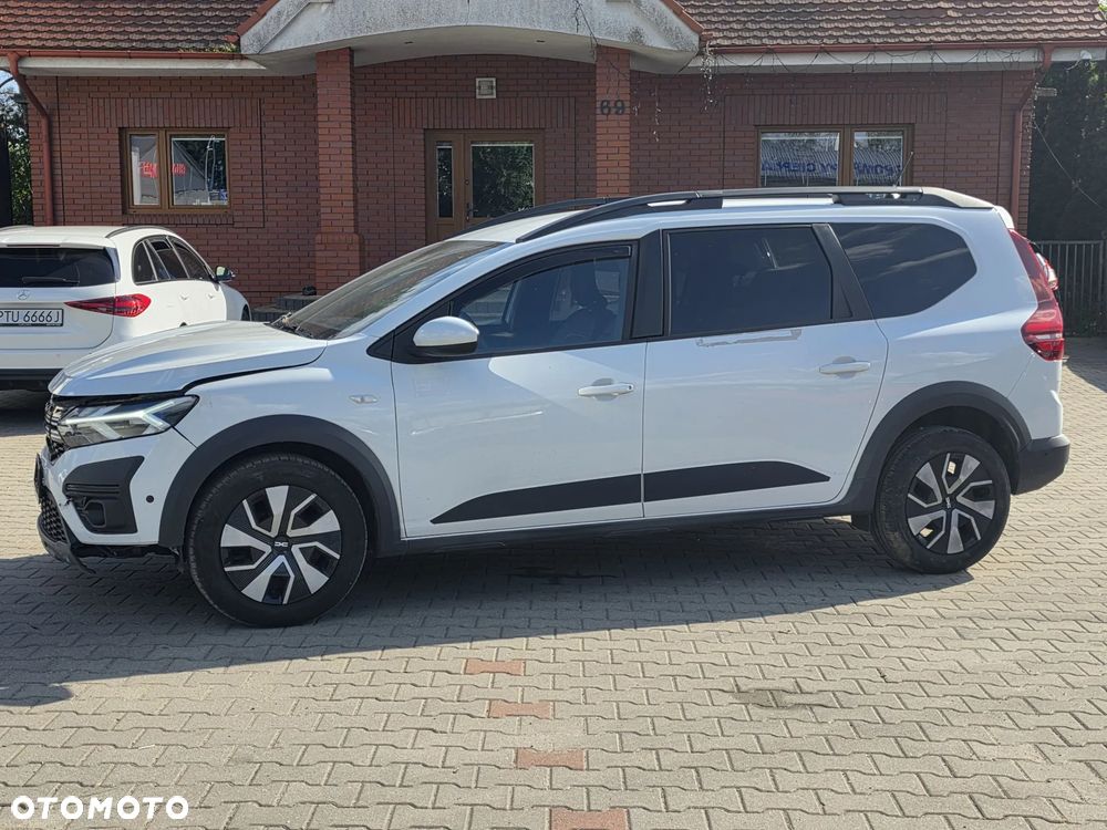 Dacia Jogger 1.0 TCe Essential - 4