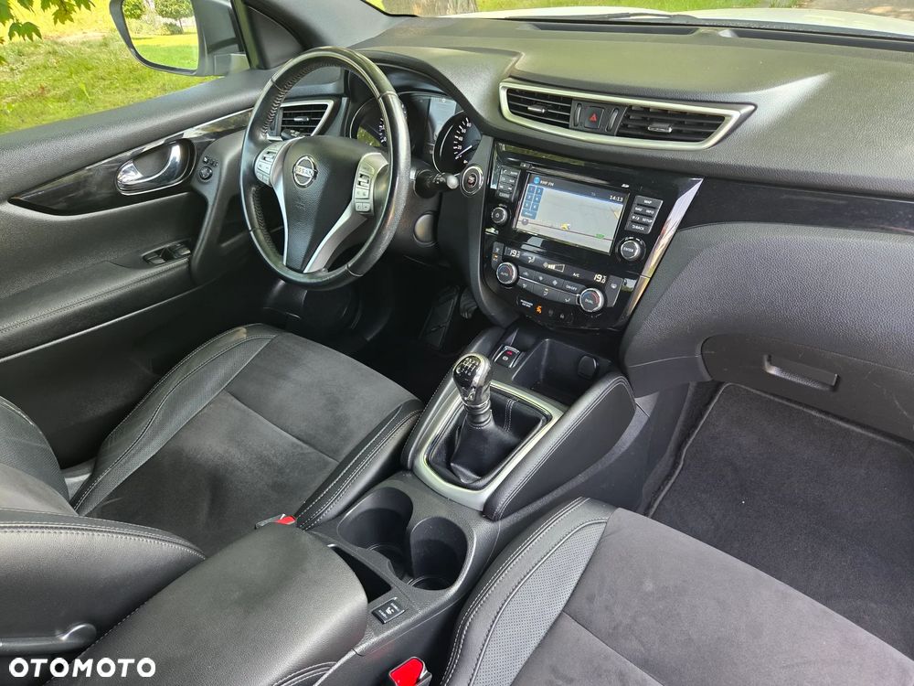Nissan Qashqai 1.2 DIG-T Tekna EU6 - 9