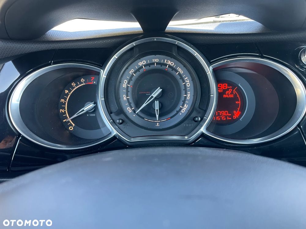 Citroën DS3 THP 155 Ultra-Prestige - 12