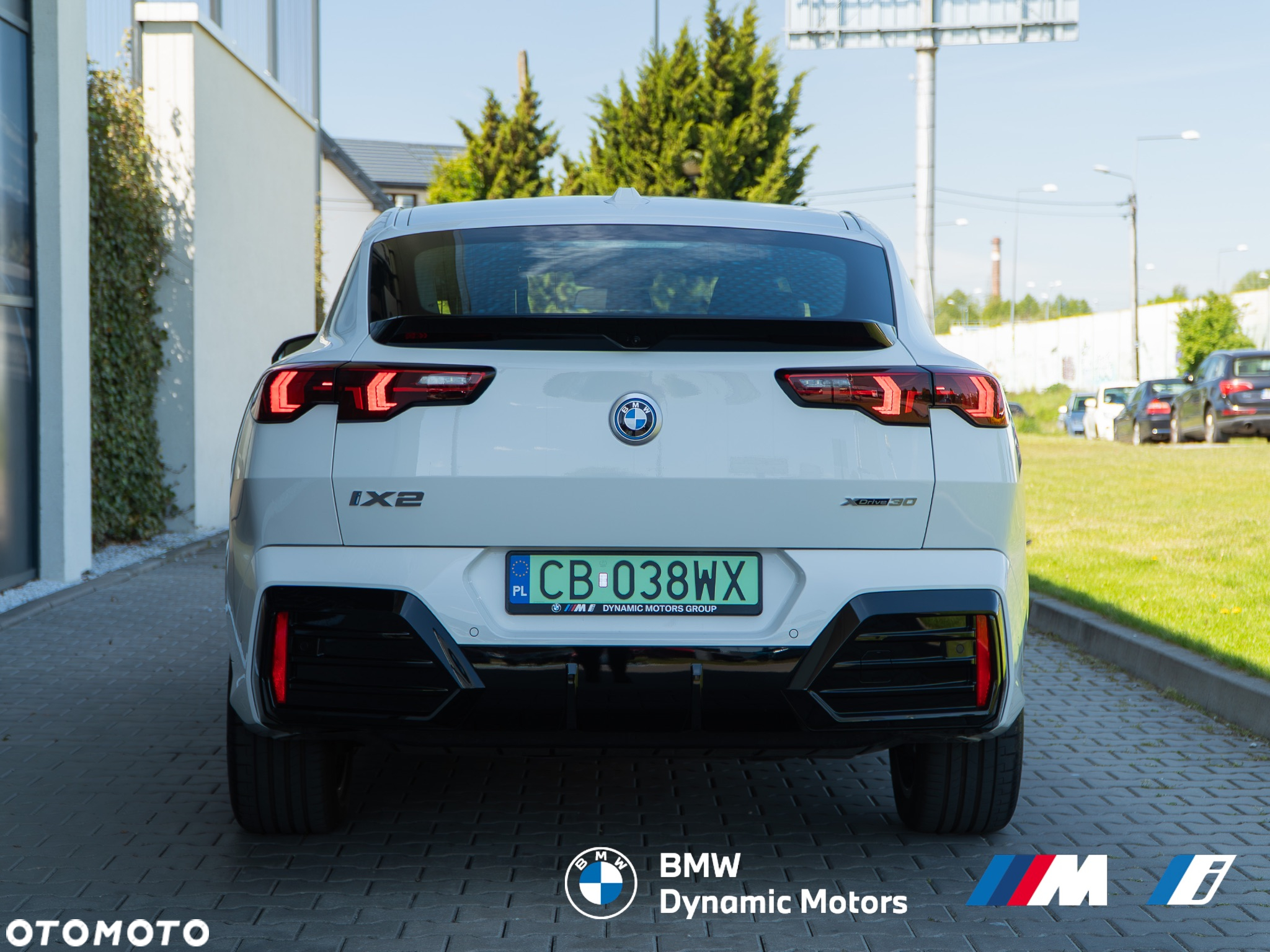 BMW iX2 - 5