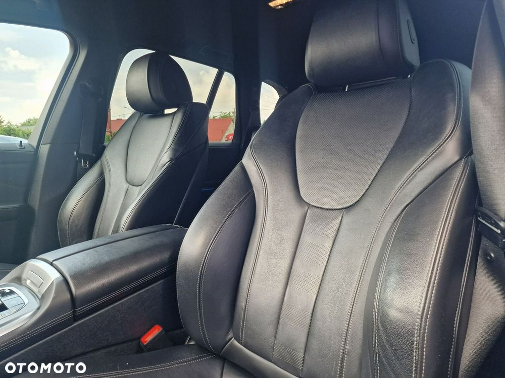 BMW X5 xDrive45e - 18