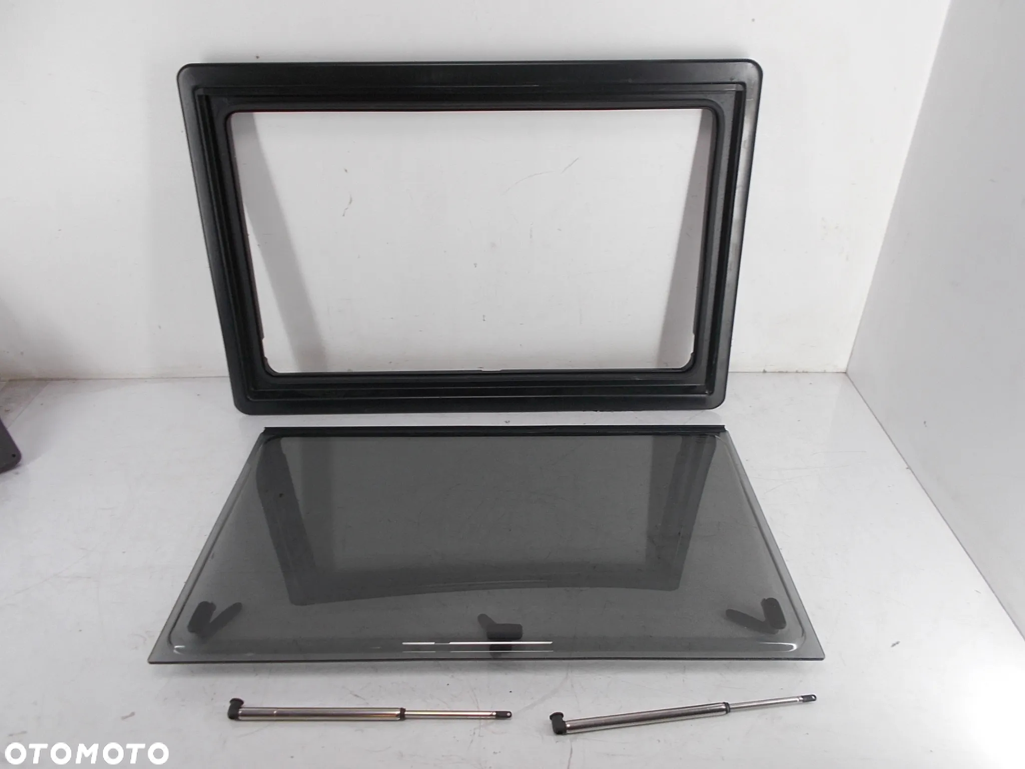 Okno siłownik Dometic 90x60 szyba rama drzwi kamper - 13