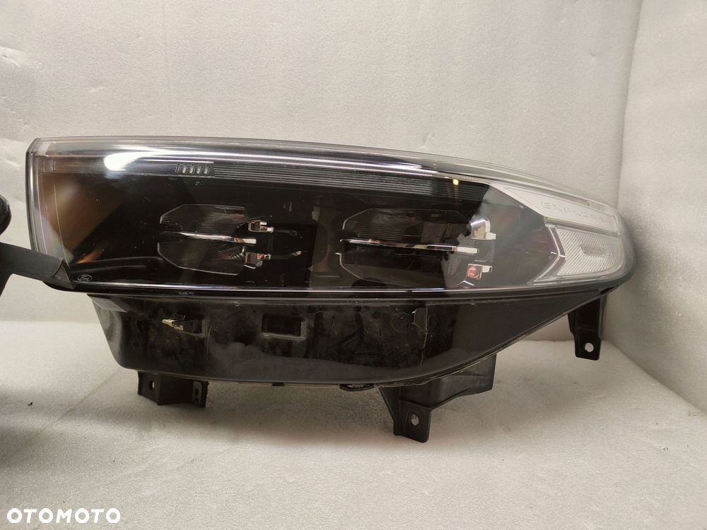 ford explorer full led komplet lamp przednich lb5b13w029gg, lb5b13w030gg - 3