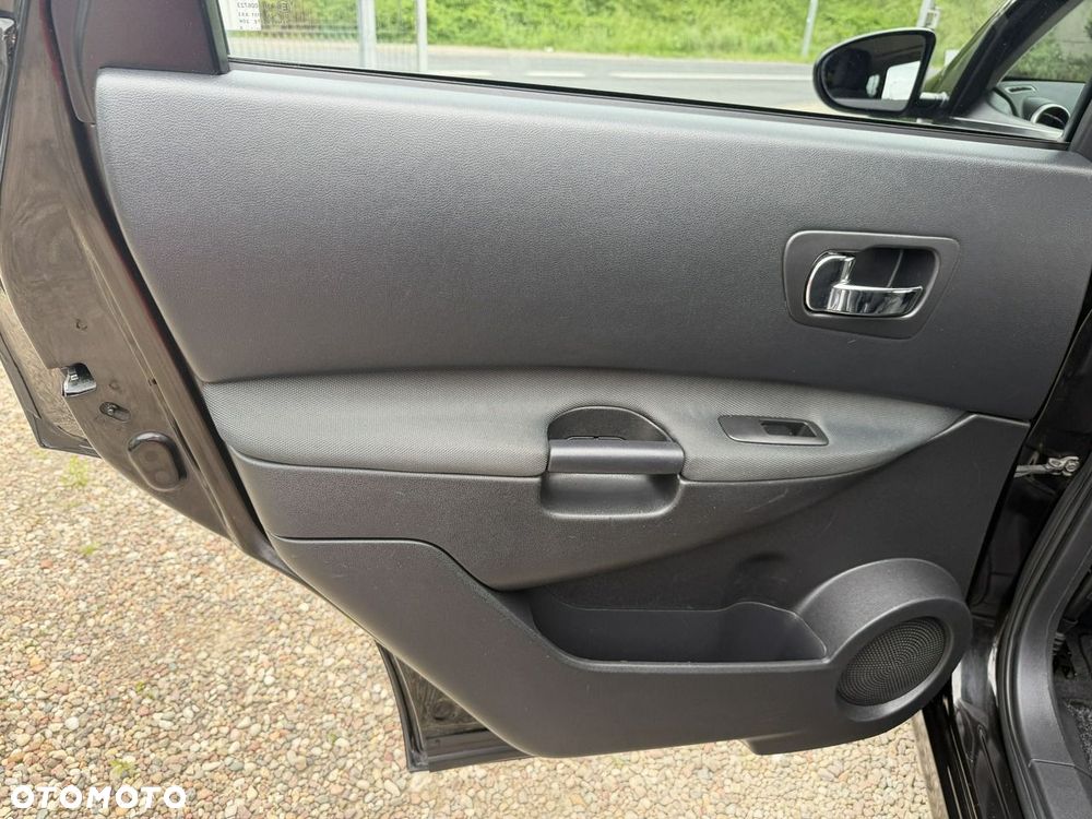Nissan Qashqai+2 2.0 dCi DPF tekna - 31