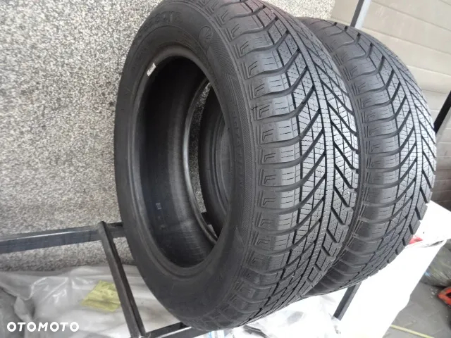 195/60/R16 89H GOODYEAR VECTOR 4 SEASONS - 2