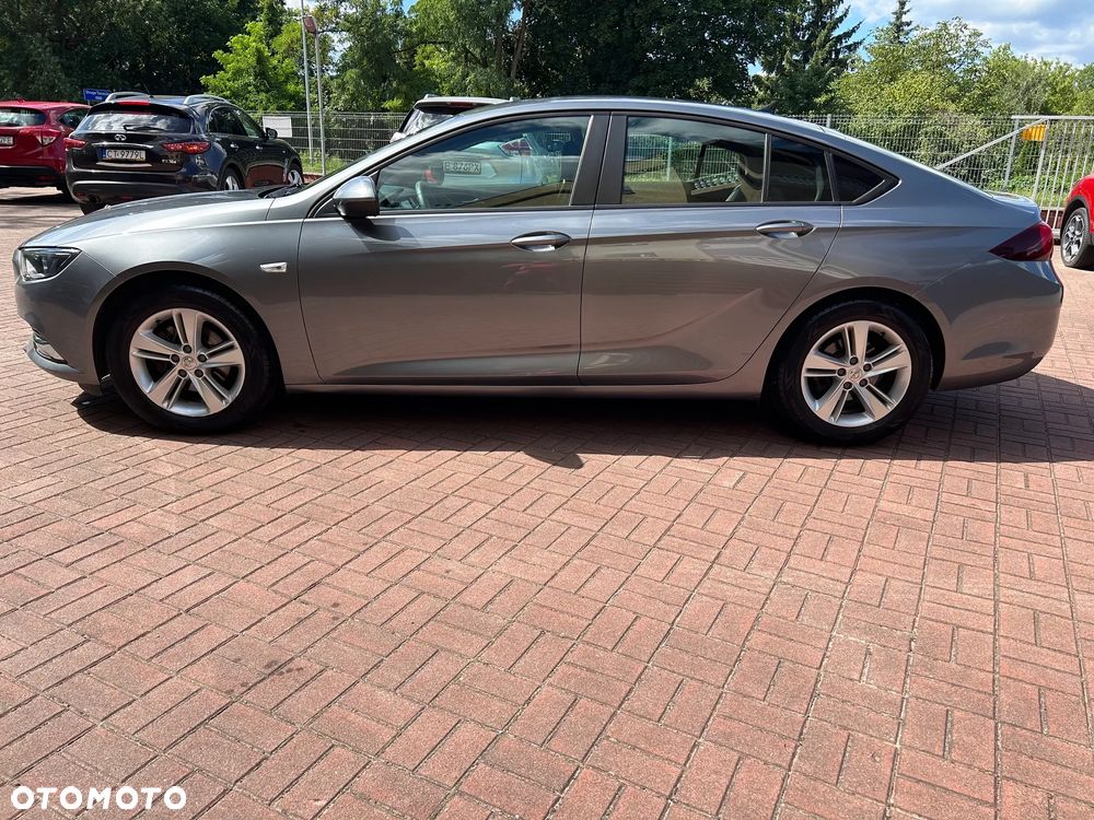 Opel Insignia 1.5 T Enjoy S&S Eco - 13