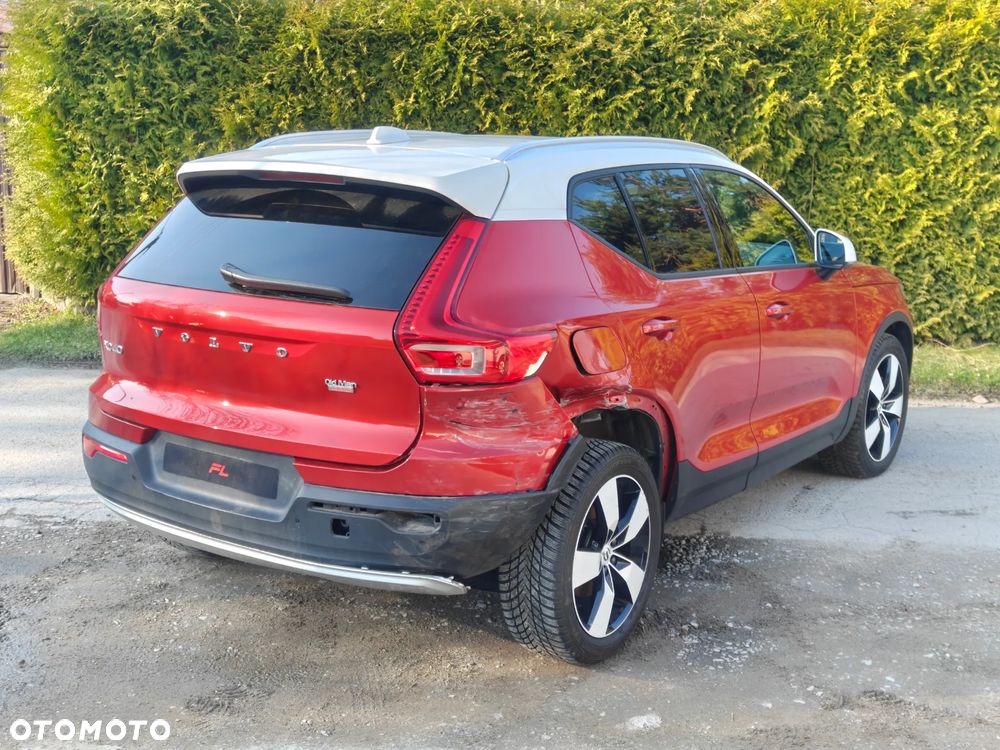 Volvo XC 40 T4 AWD Geartronic Momentum Pro - 7