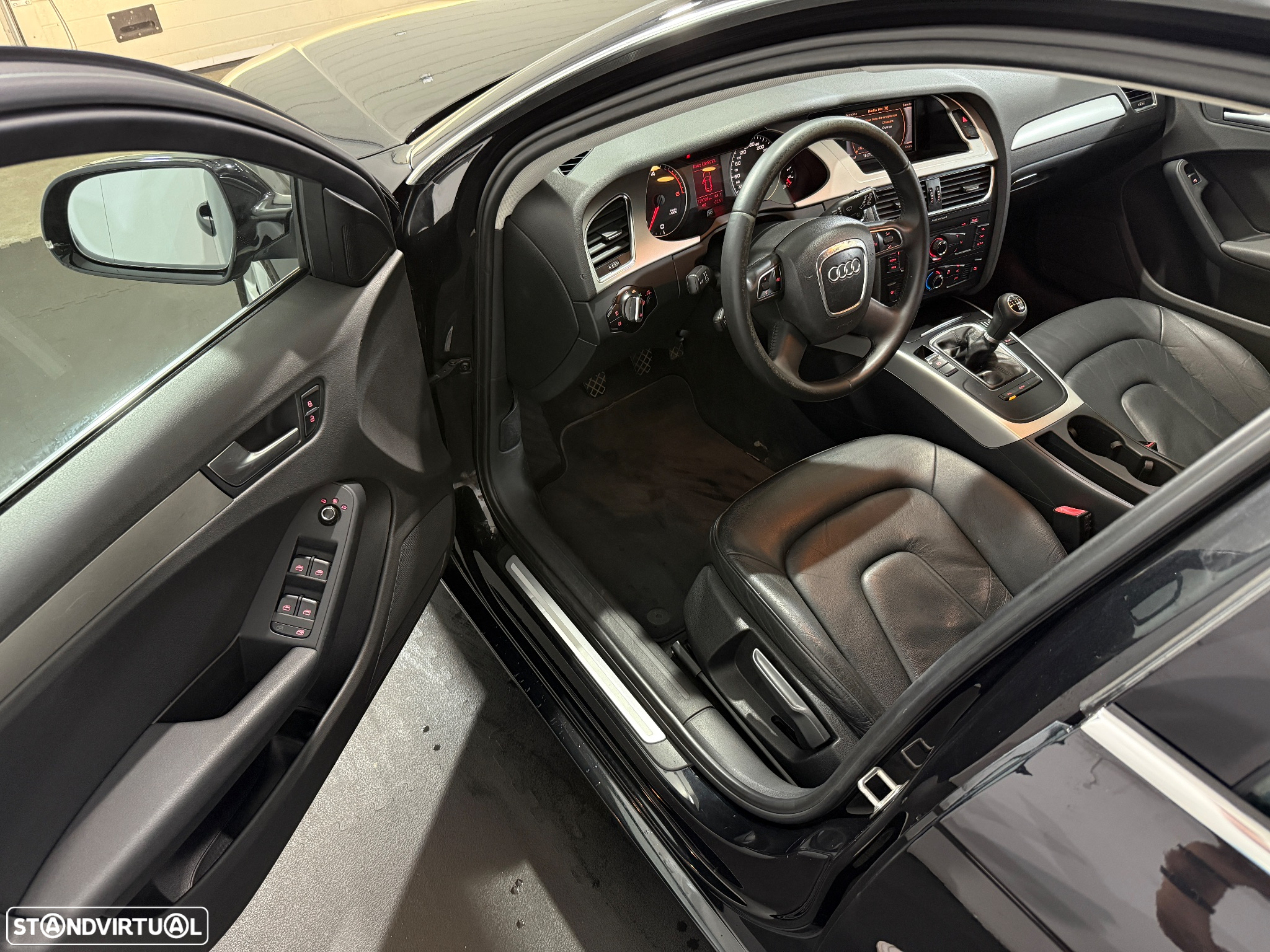 Audi A4 Avant 2.0 TDI Advance - 13