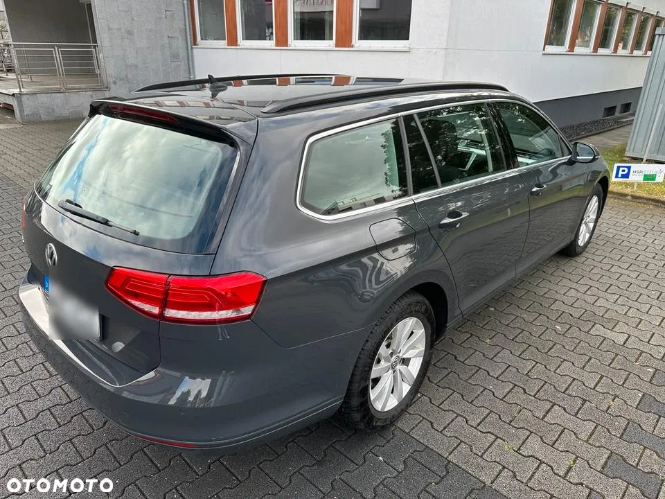 Volkswagen Passat 2.0 TDI BMT Comfortline - 10