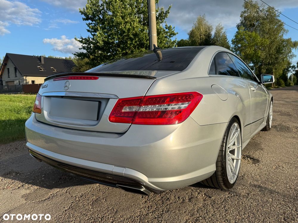 Mercedes-Benz Klasa E 500 - 6