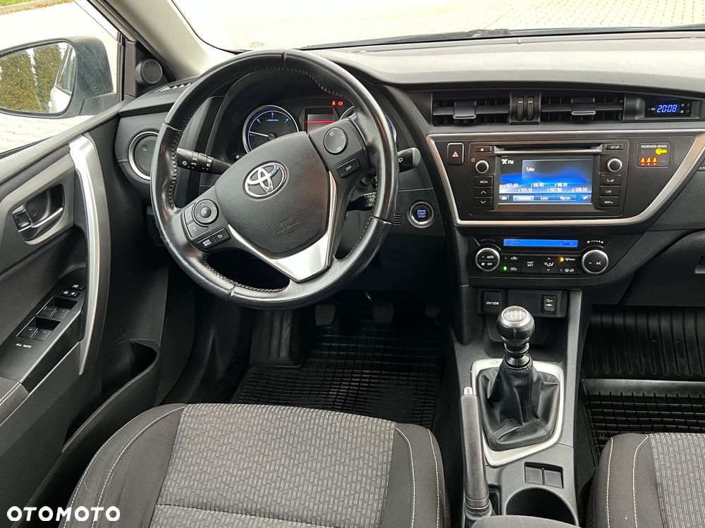 Toyota Auris 1.4 D-4D Life+ - 7