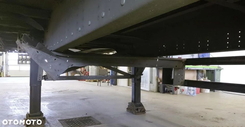 Schmitz Cargobull - 12