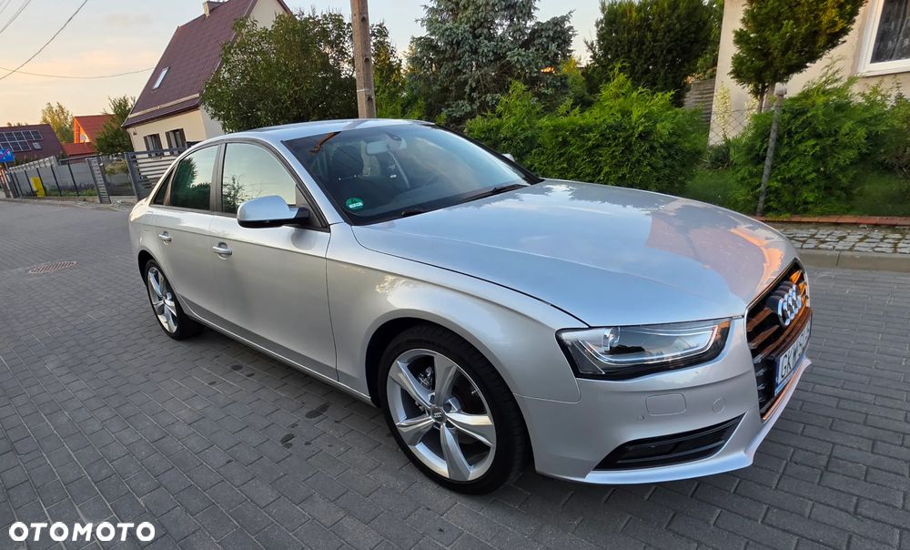 Audi A4 Limousine - 4