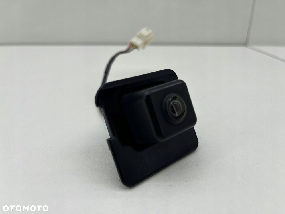 MERCEDES R W251 KAMERA COFANIA KLAPY TYŁ A2518200897 - 2