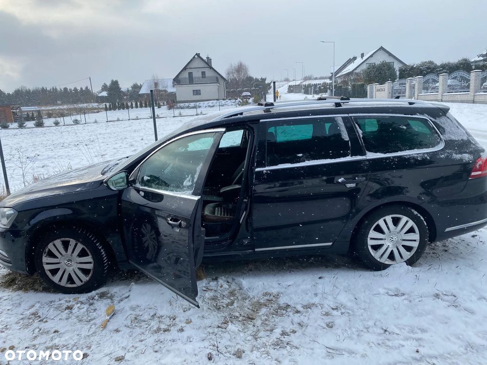 Volkswagen Passat 2.0 TDI Comfortline DSG - 2