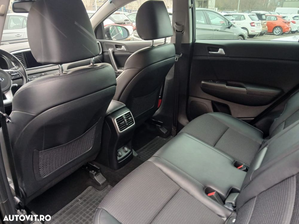 Kia Sportage 1.6 DSL MHEV 7DCT HP 4x4 Style - 9