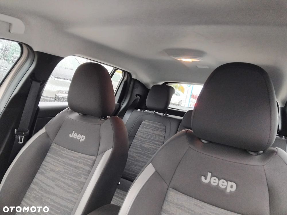 Jeep Avenger 1.2 GSE T3 Longitude FWD - 24