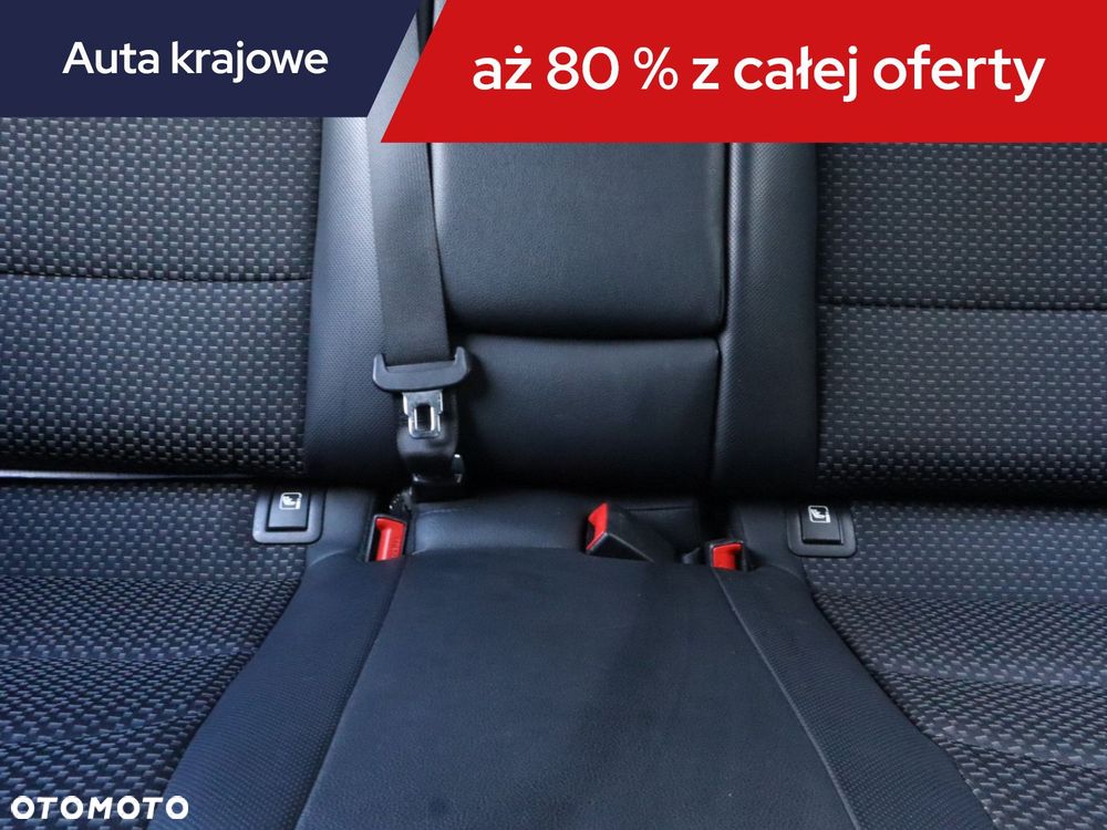 Kia Ceed - 12