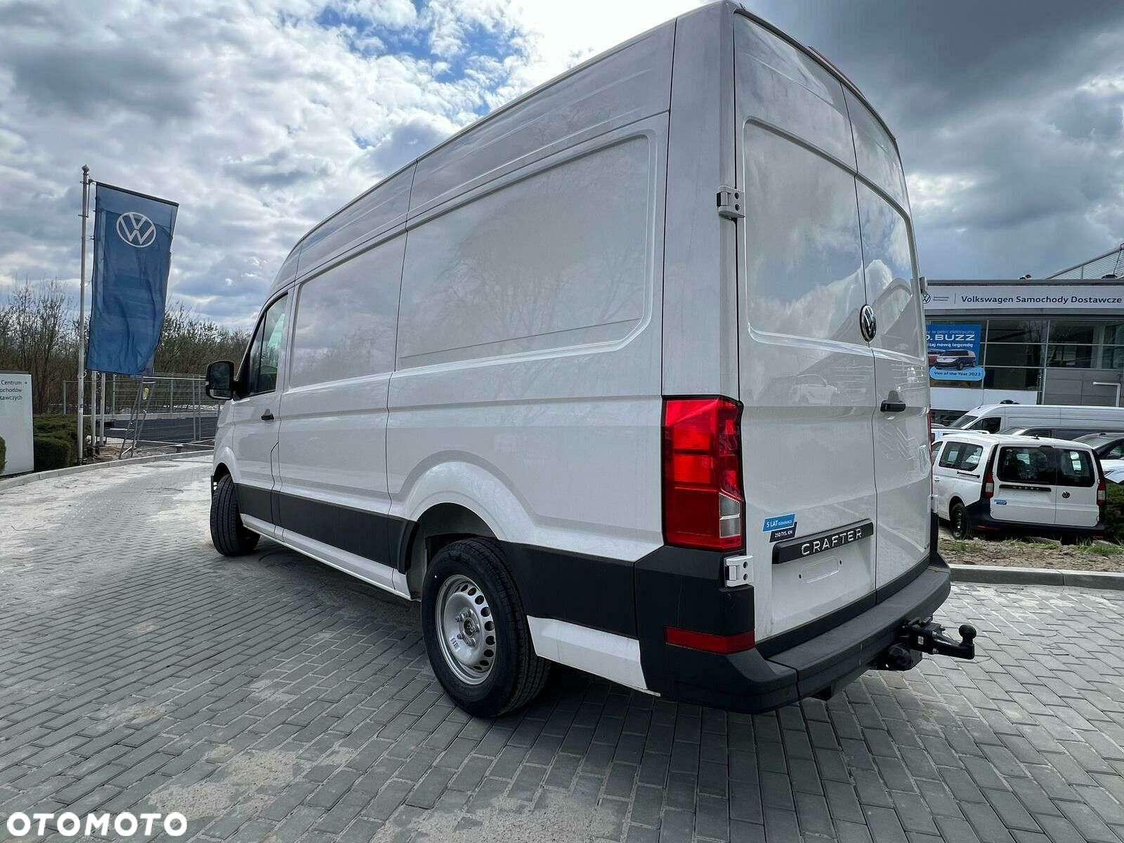 Volkswagen Crafter Crafter 35 Furgon, silnik: 2,0 l  130 kW, skrzynia biegów: napęd 4MOTION, automatyczna 8-biegowa rozstaw osi: 3640 mm - 4