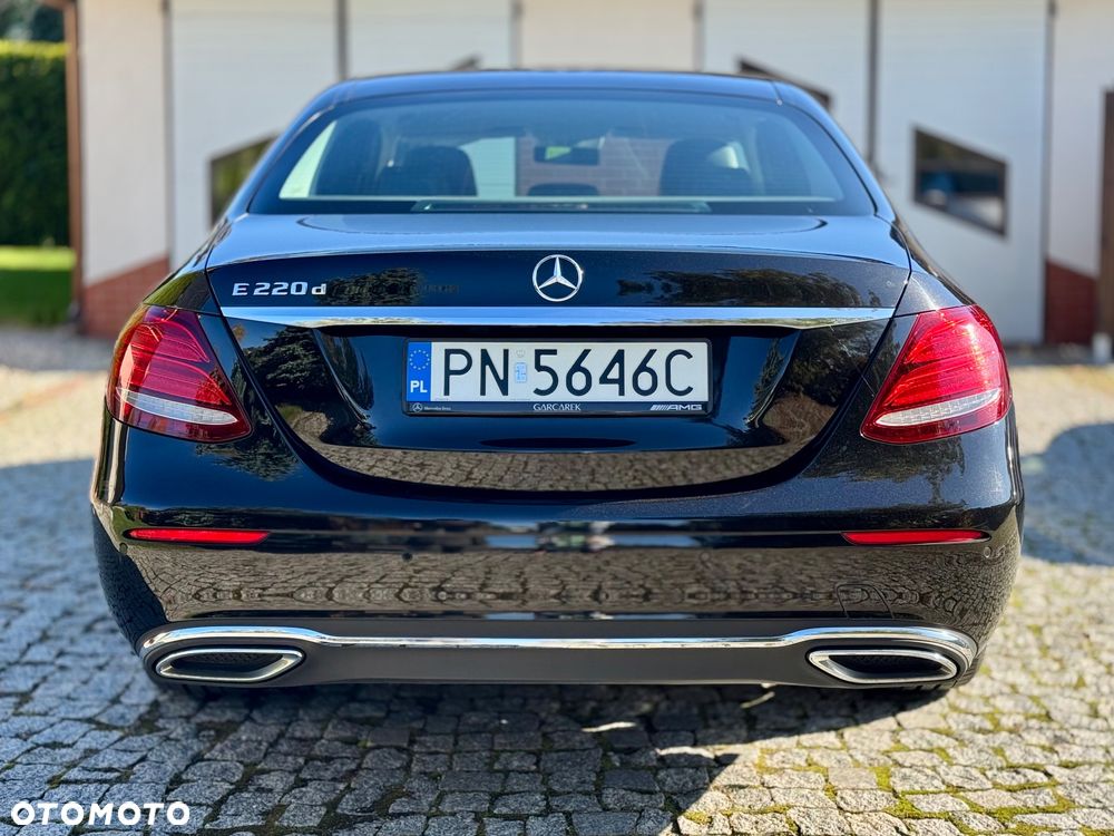 Mercedes-Benz Klasa E 220 d 9G-TRONIC - 5