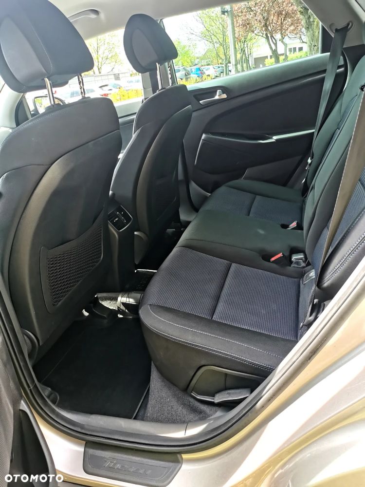Hyundai Tucson 1.7 CRDI BlueDrive GO 2WD DCT - 13