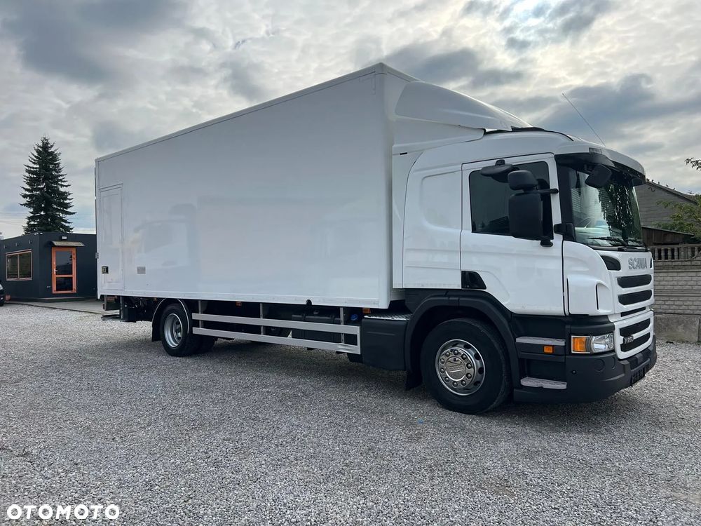 Scania P250 / Izoterma / Winda / Kabina Sypialna / - 21