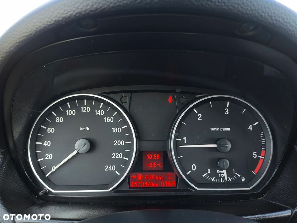 BMW Seria 1 118d DPF - 7