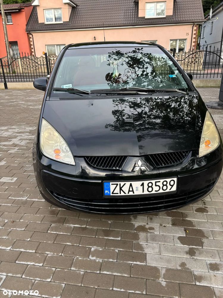 Mitsubishi Colt - 10