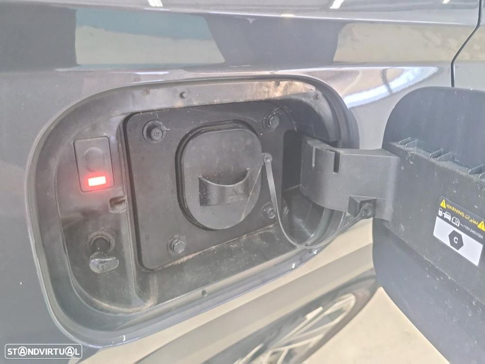 Hyundai Tucson 1.6 T-GDI HEV Vanguard - 11
