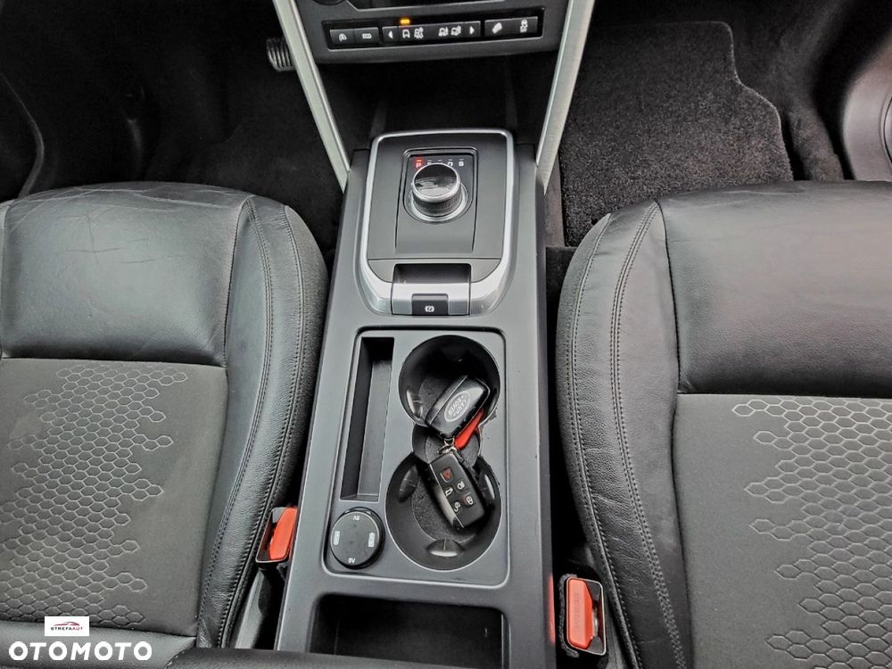 Land Rover Discovery Sport - 27