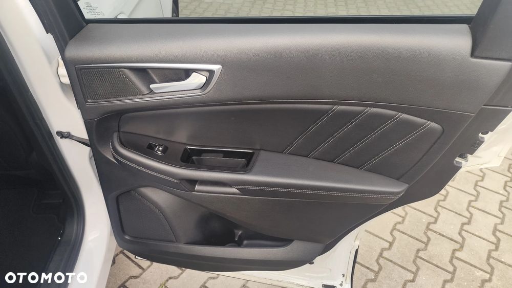 Ford Edge 2.0 TDCi 4x4 ST-LINE - 30