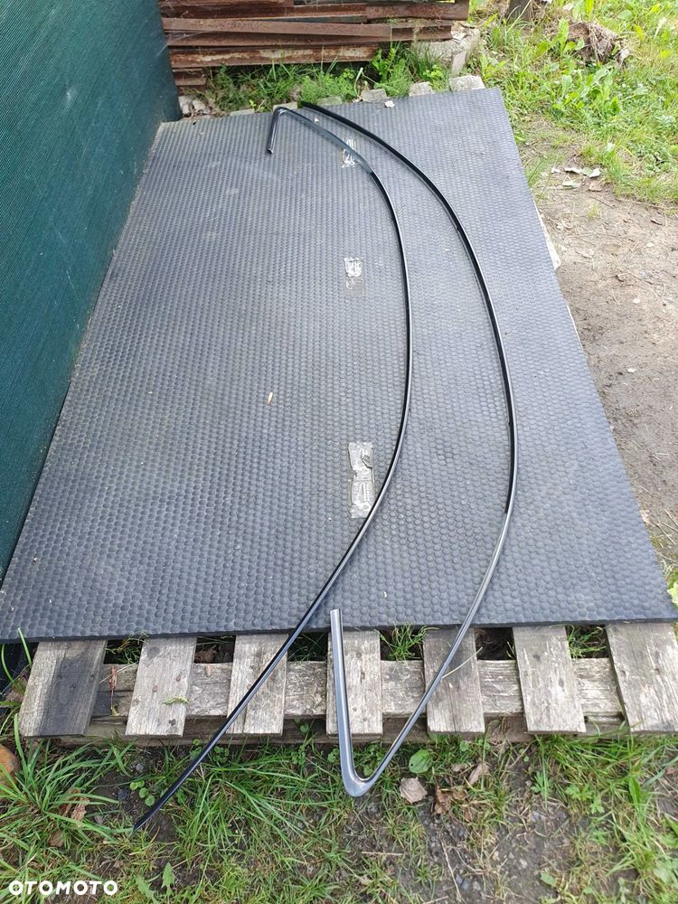 Listwa Listwy Zgarniajace Ramki Szyb Chrom Oklejone Czarne AUDI A4 B8 Sedan - 27