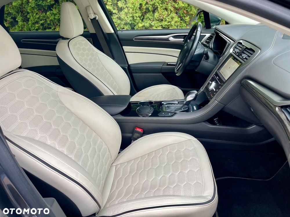 Ford Mondeo - 15