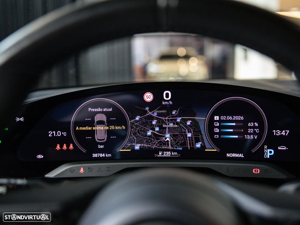 Porsche Taycan Sport Turismo - 24