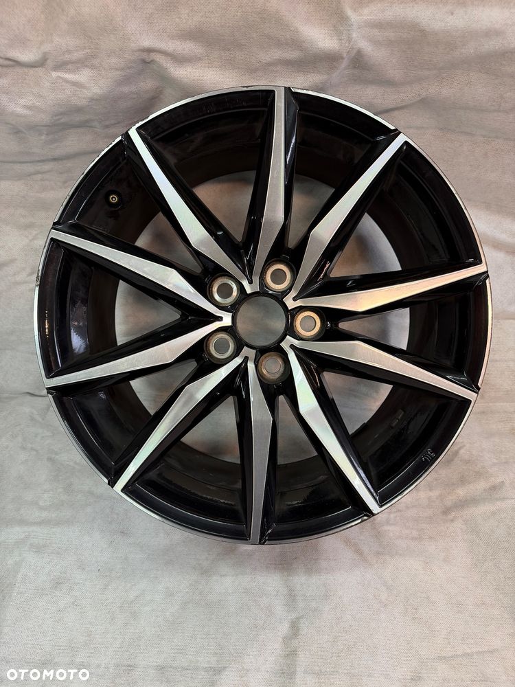 TOYOTA COROLLA GR E21 E210 XII LIFT FELGA 8Jx18 ET40 5x114,3 - 6