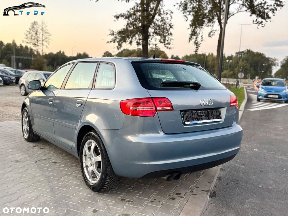 Audi A3 Sportback 1.4 TFSI Ambiente - 12